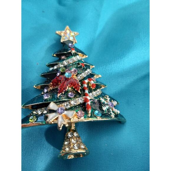 New Green Christmas Tree with Gold Star with crystals on Top. 2.5ins long. - Picture 1 of 2
